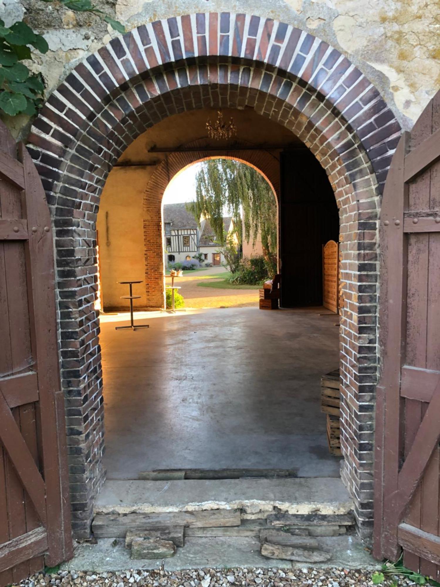 La Ferme Au Colombier Bed & Breakfast Neron Bagian luar foto