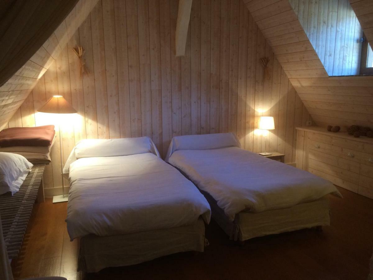 La Ferme Au Colombier Bed & Breakfast Neron Bagian luar foto
