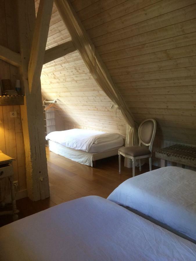 La Ferme Au Colombier Bed & Breakfast Neron Bagian luar foto